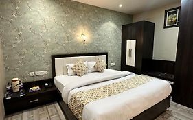 Hotel Royal Ambience